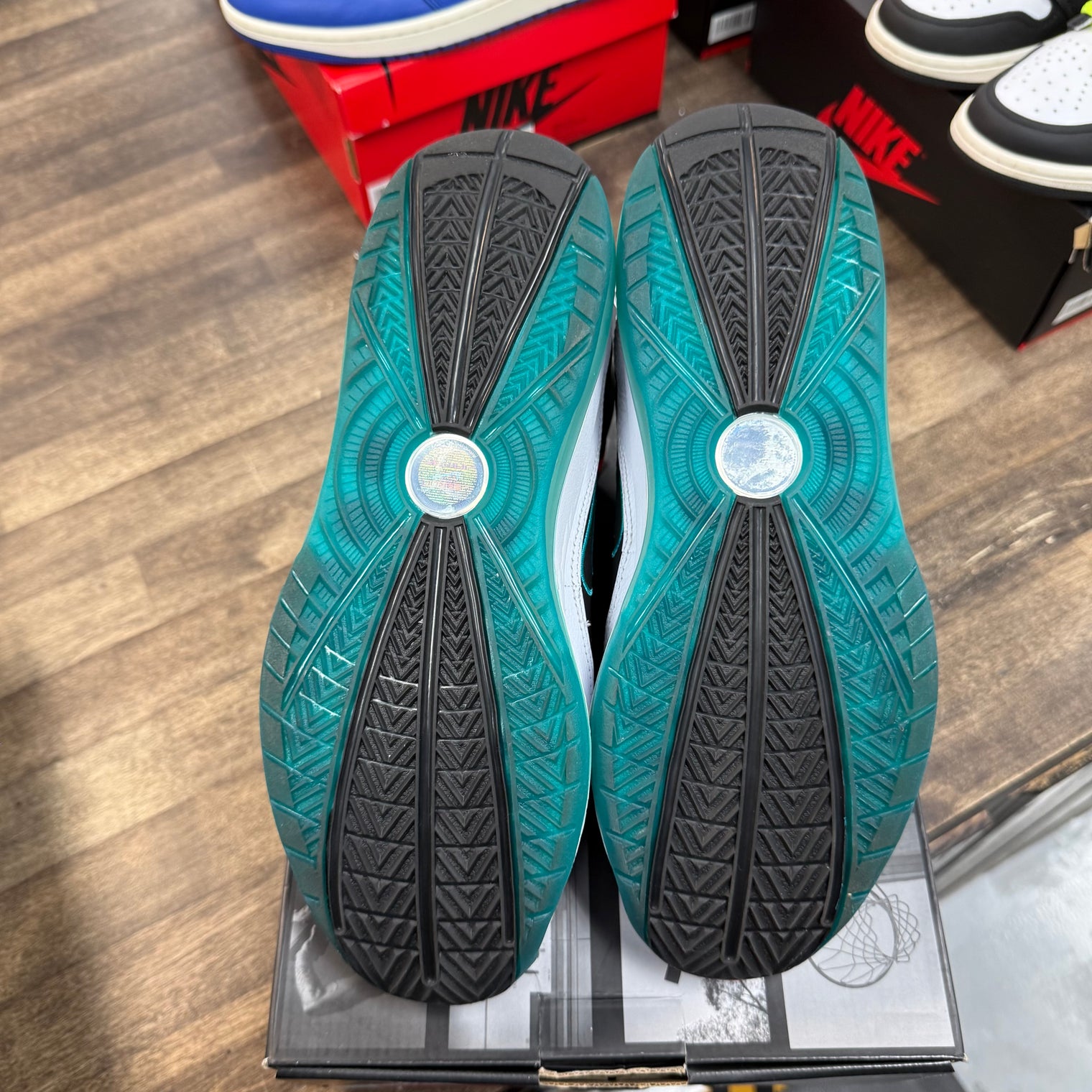 Red Carpet Nike LeBron 7 NFW (2019) (USED)