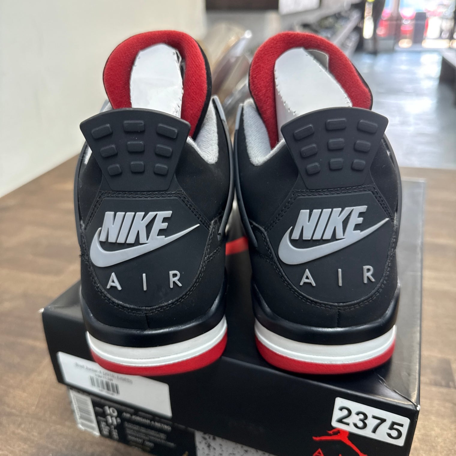 Bred Jordan 4 (2019) (USED)