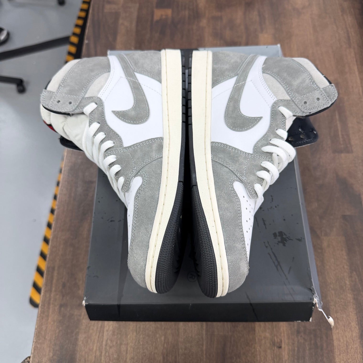 Washed Black Jordan 1 High Retro (USED)