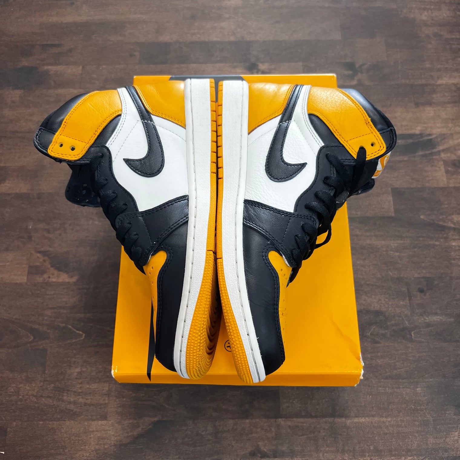 Yellow Toe Jordan 1 High (USED)
