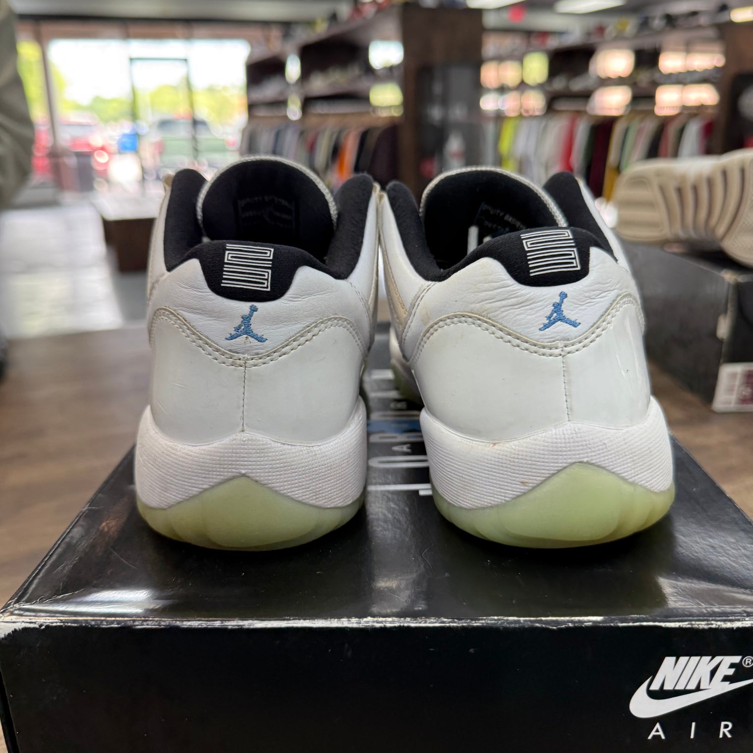 Legend Blue Jordan 11 Low (GS) (USED)