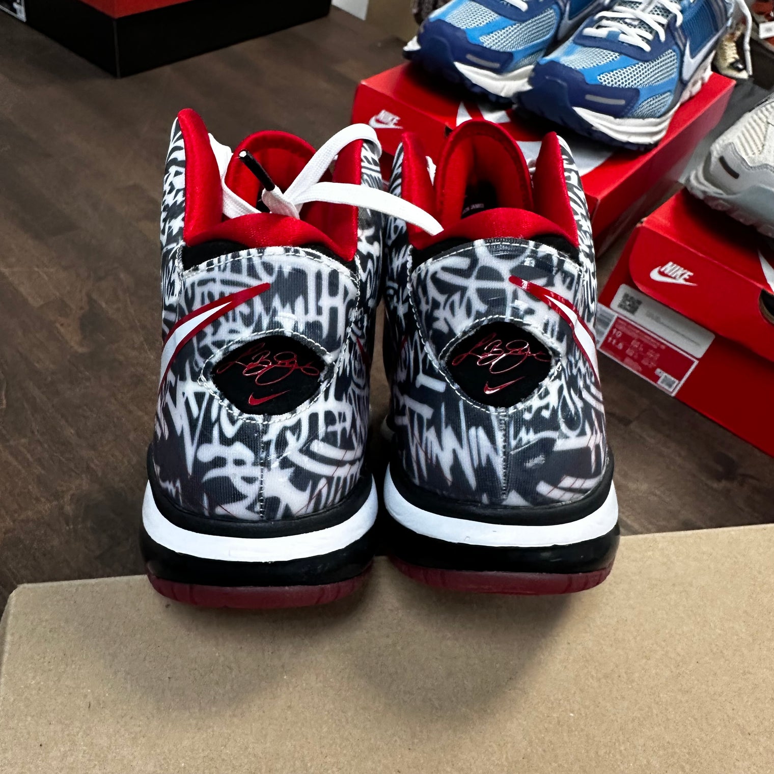 LeBron 8 Graffiti (2021) (USED,No Box)