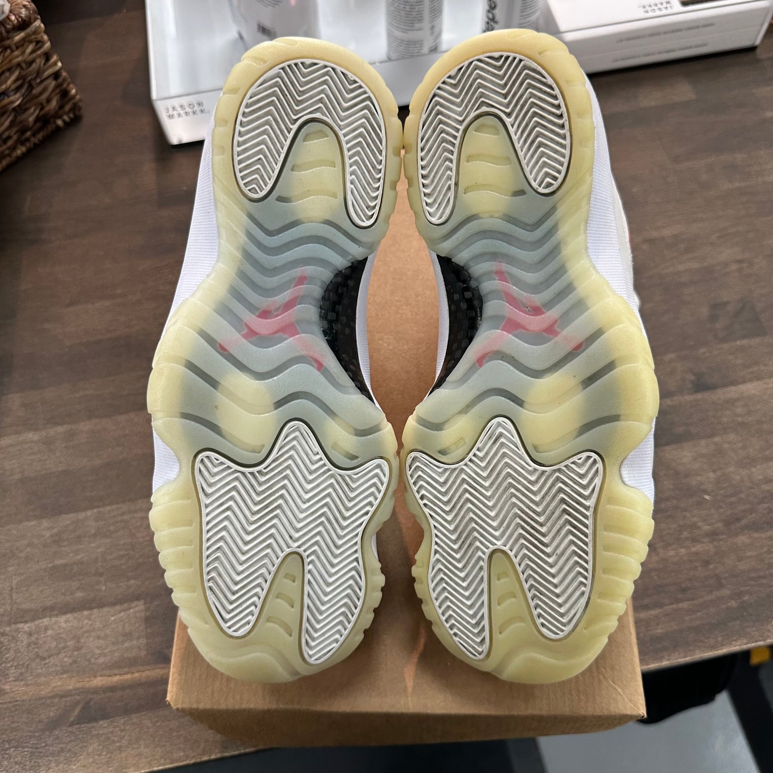 Platnium Jordan 11 (USED,No Box)