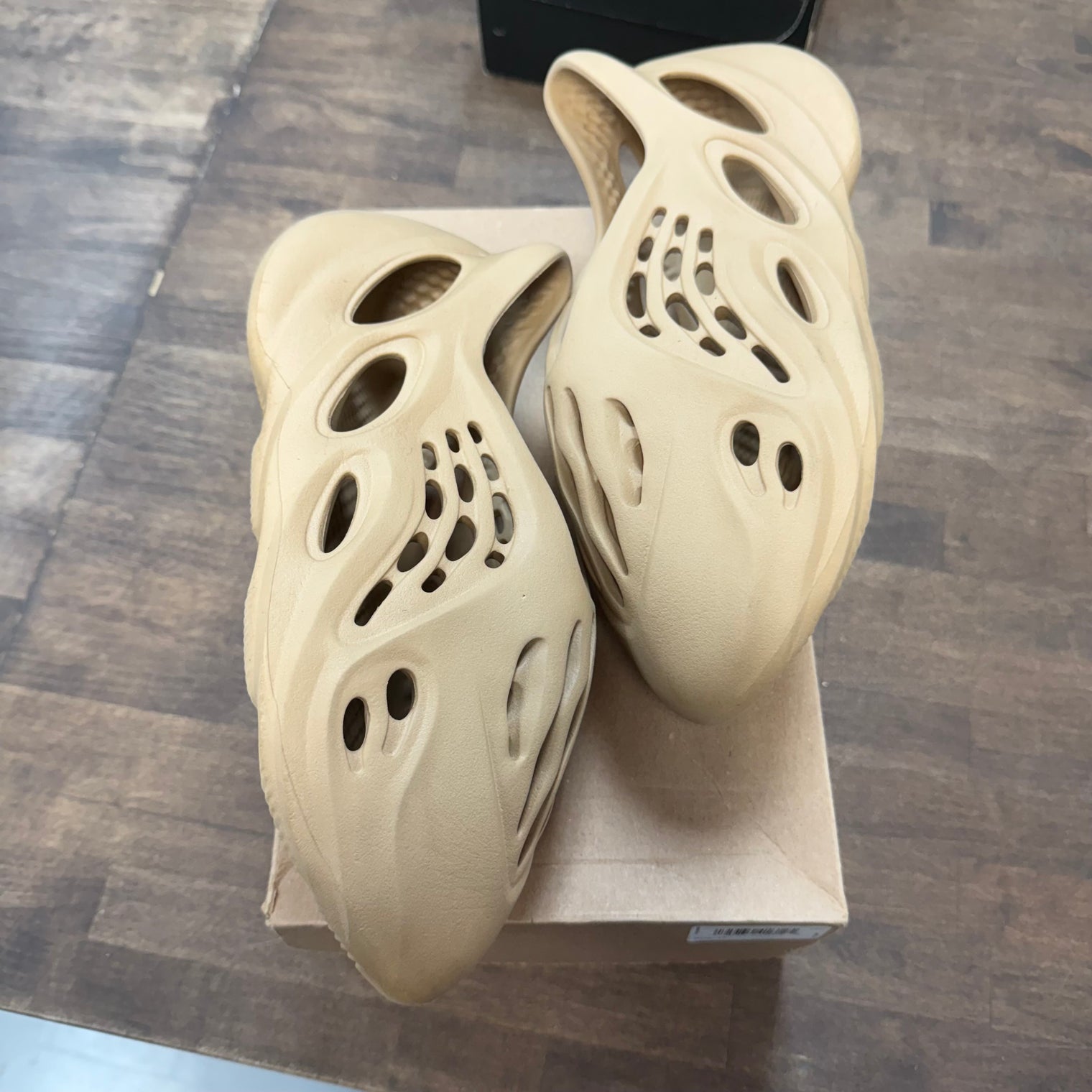 Ochre Yeezy Foam RNNR (USED)