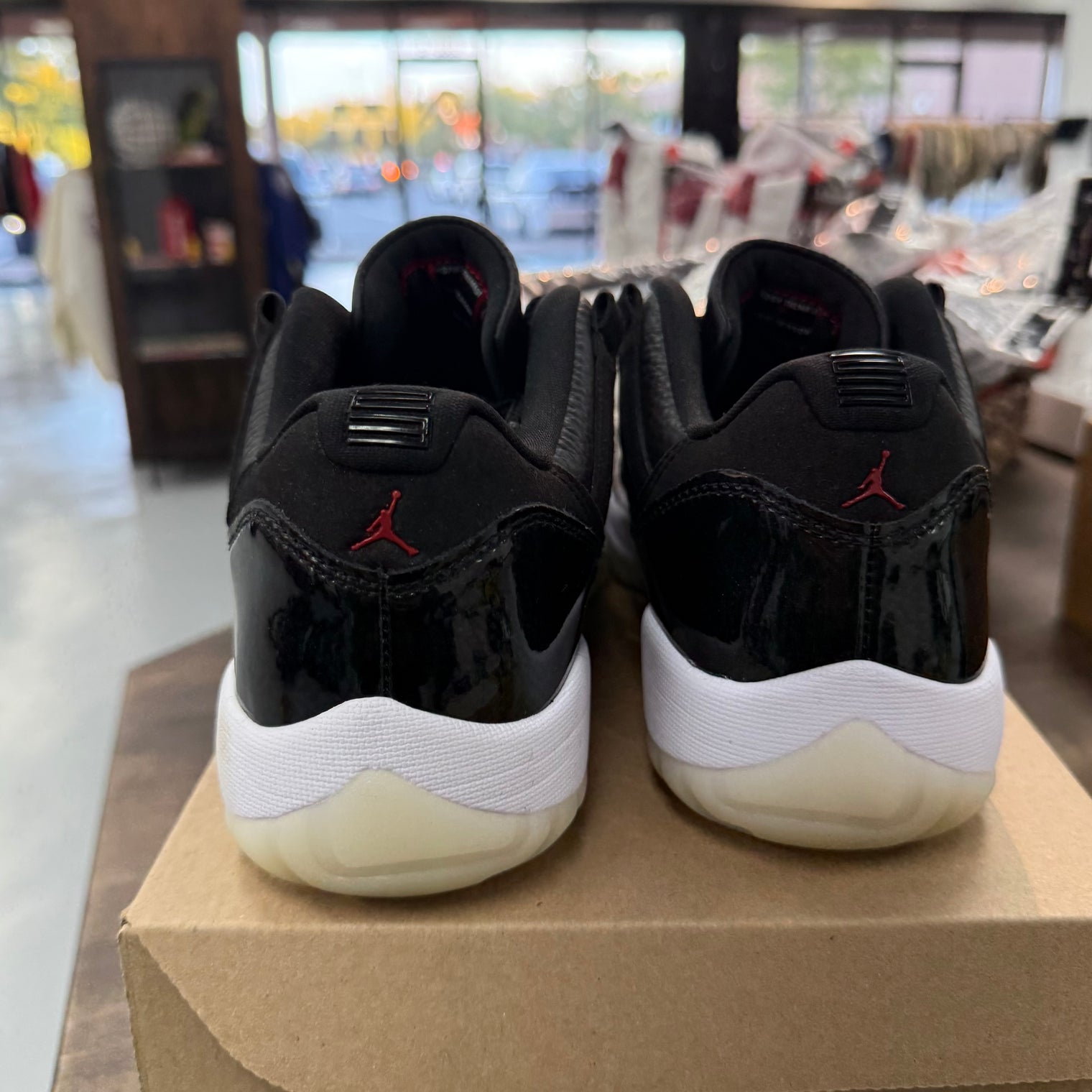 72-10 Jordan 11 Low Retro (USED, No Box)