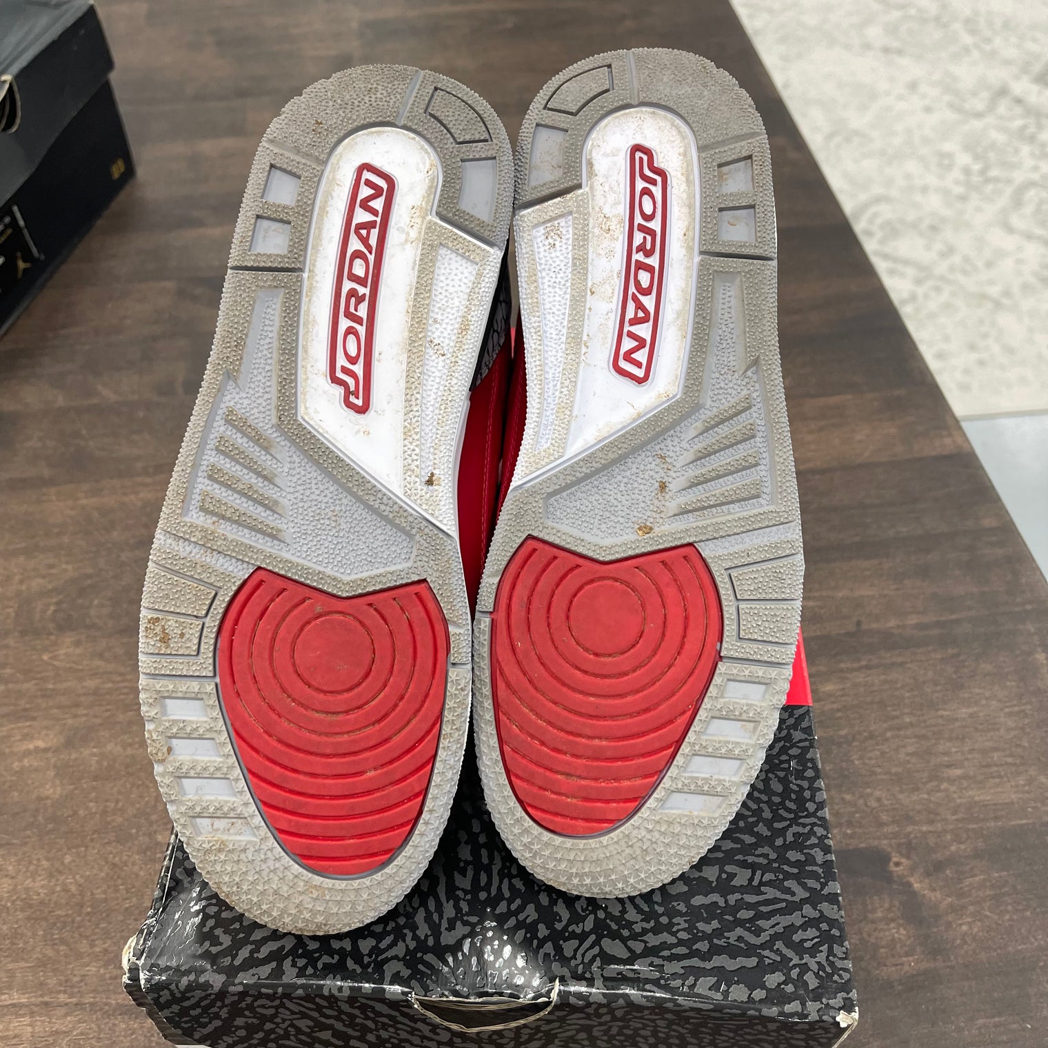 (GS) Unite Jordan 3 SE (USED)