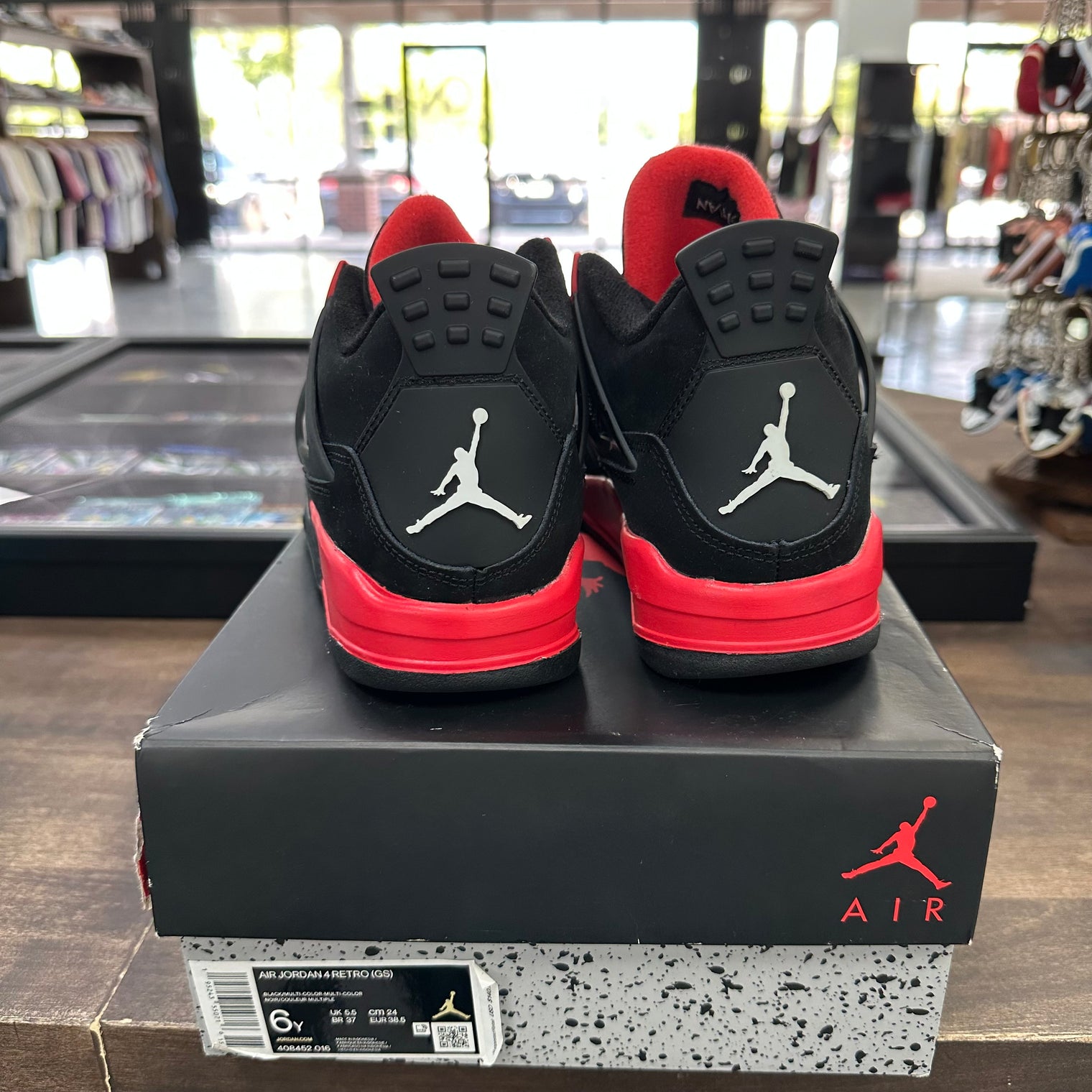 (GS) Red Thunder Jordan 4 Retro (USED)