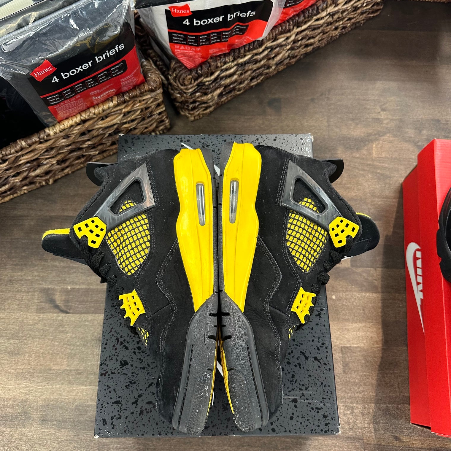 Yellow Thunder Jordan 4 Retro (2023) (USED)