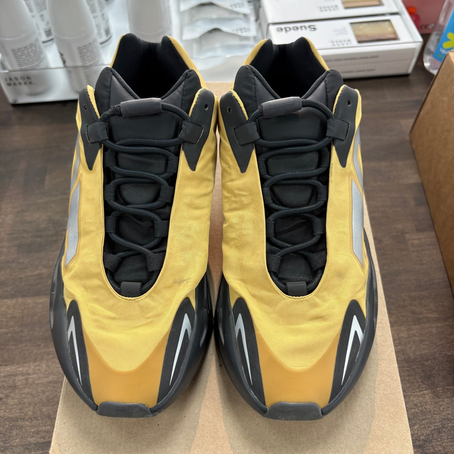 Honey Flux Yeezy 700 MNVN (USED, No Box)