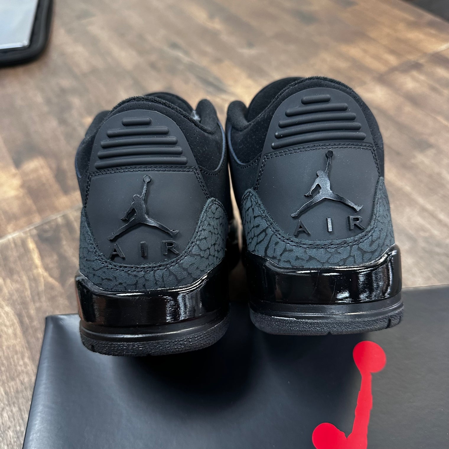 Black Cat Jordan 3 (2025) (USED)