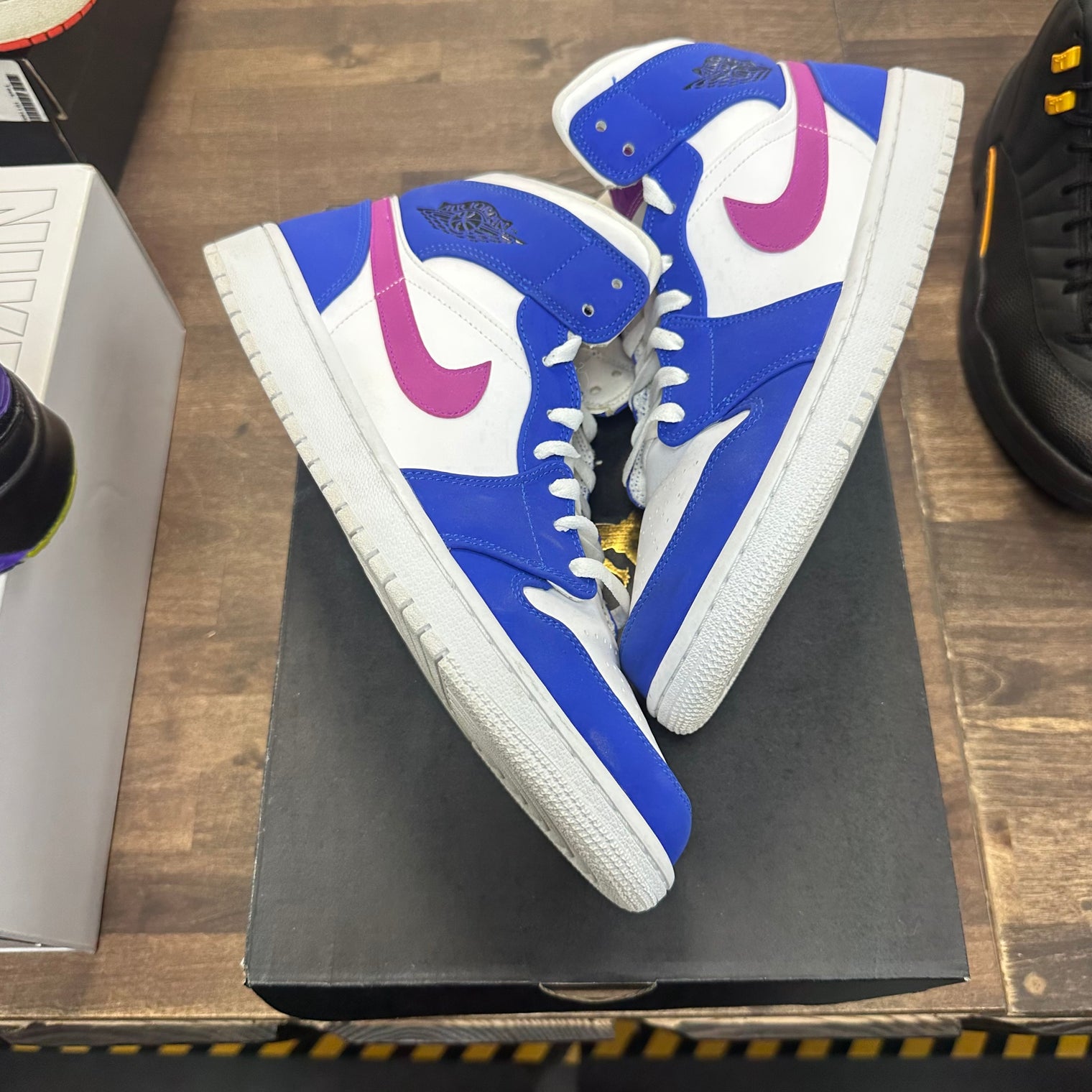 Hyper Royal Hyper Violet Jordan 1 Mid  (USED)