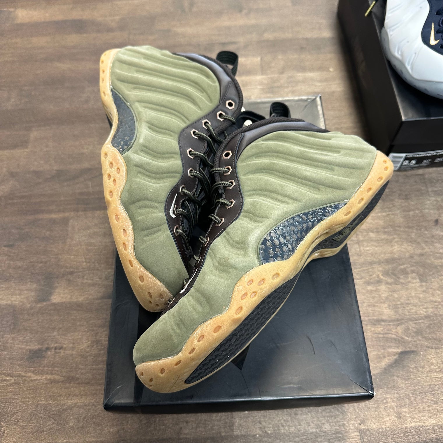 Olive Air Foamposite One (USED)