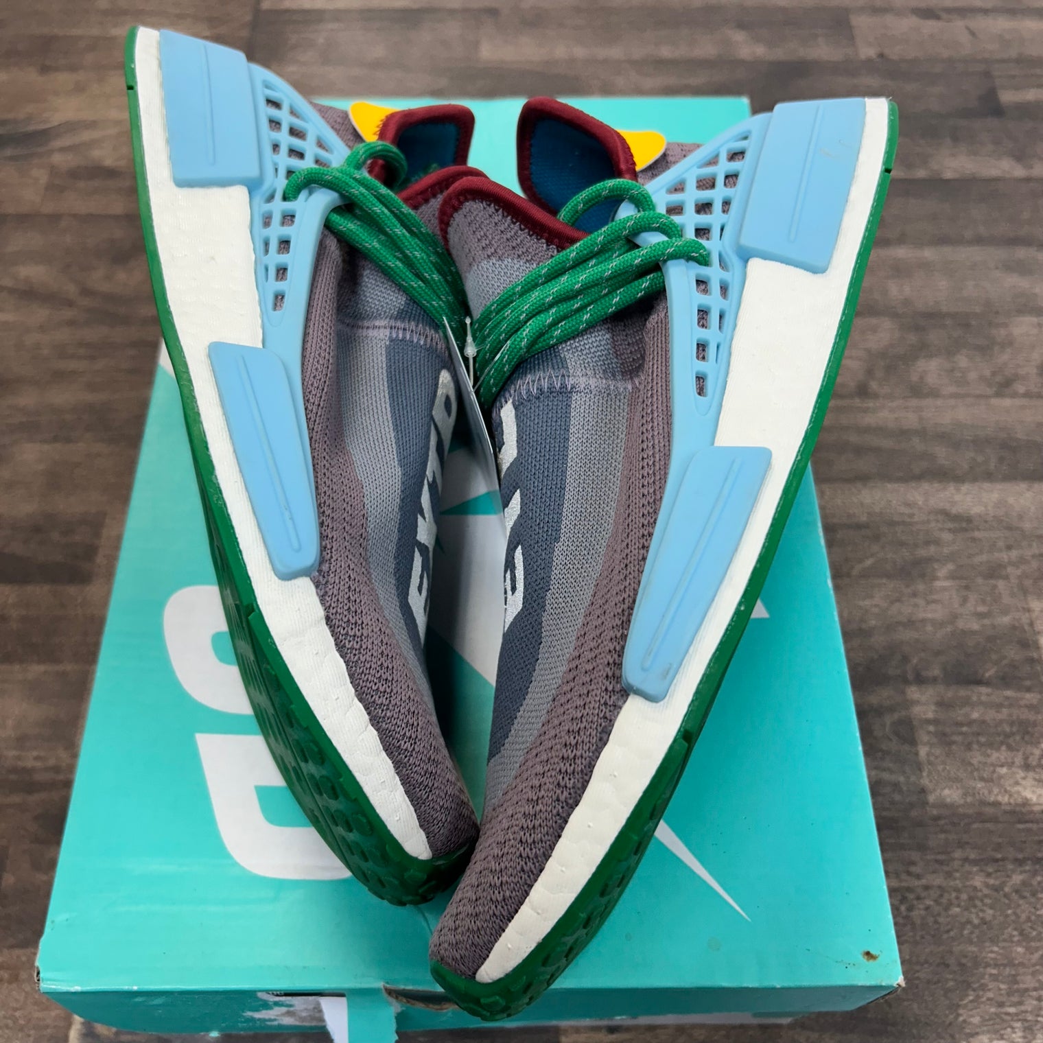 Extra Eye Grey Pharrell Adidas NMD Hu (USED,Replacement Box)