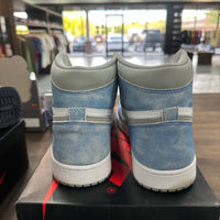 Hyper Royal Jordan 1 High (USED)