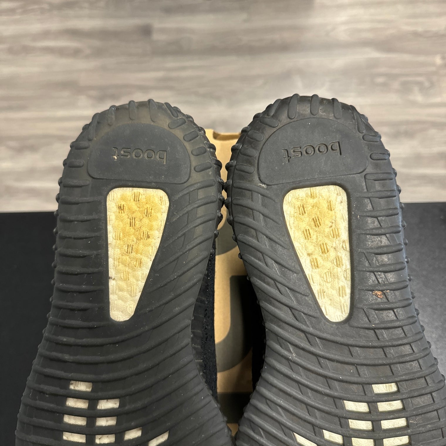 adidas Yeezy Boost 350 V2 Low Oreo (USED)