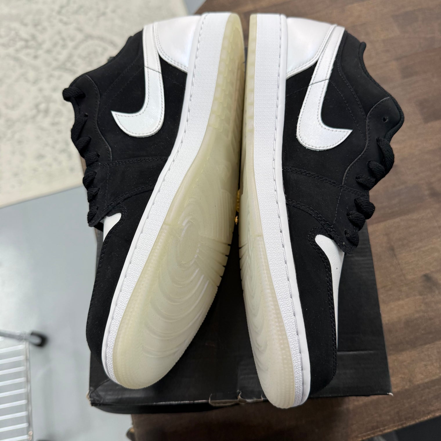 Diamond Shorts Jordan 1 Low (Lightly Worn)