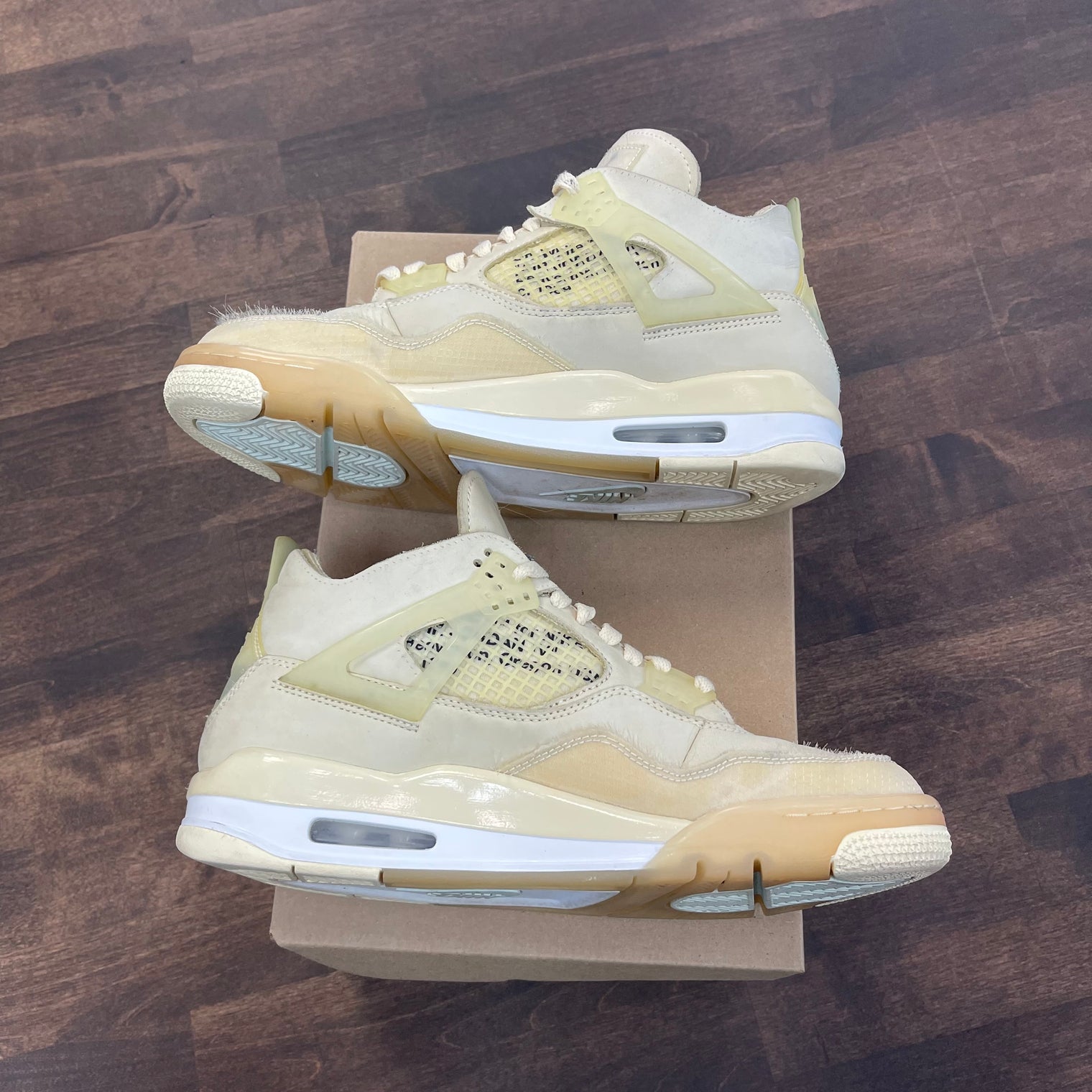 Nike Jordan 4 W Off White Sail (USED NO BOX)