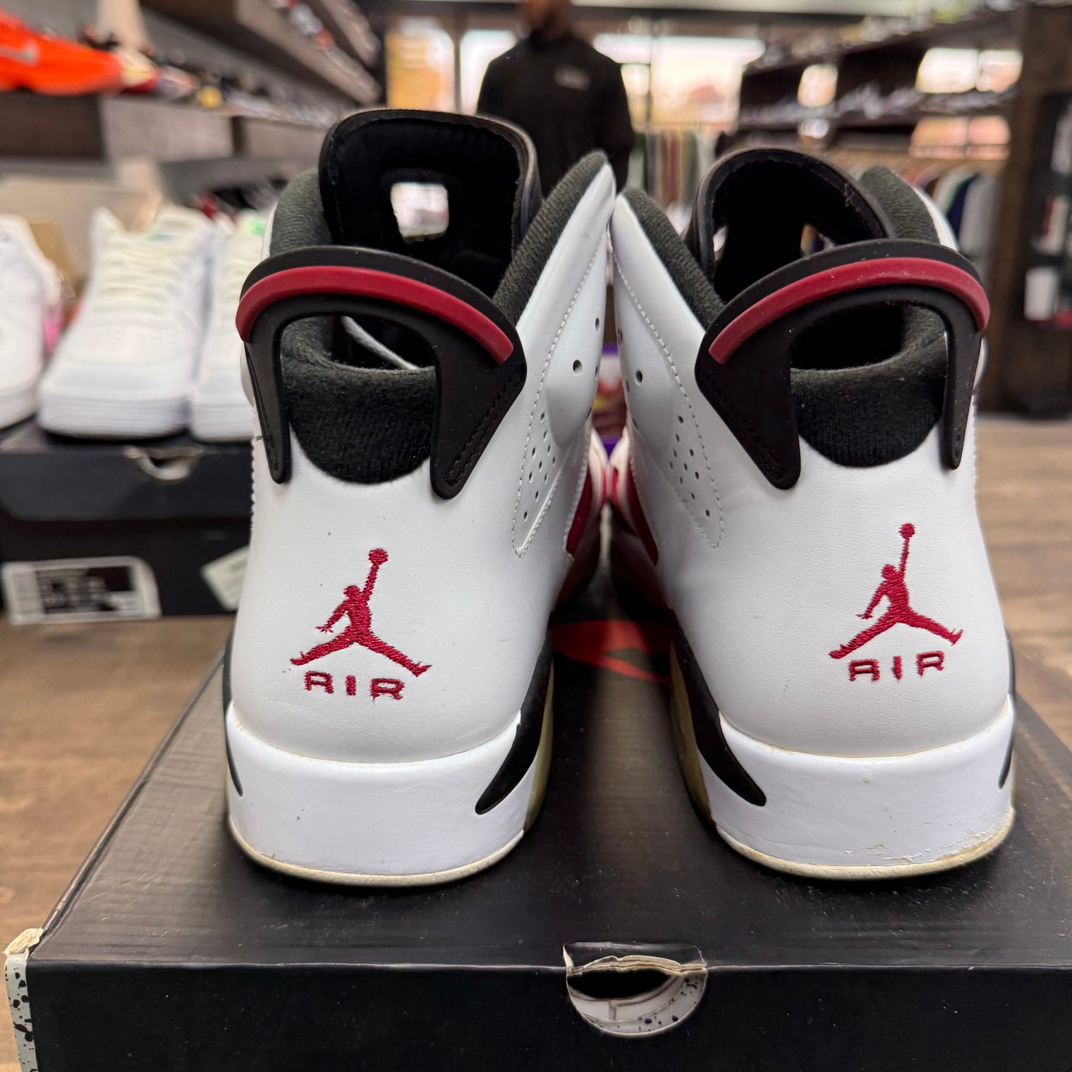 Carmine Jordan 6 Retro (2014) (USED)