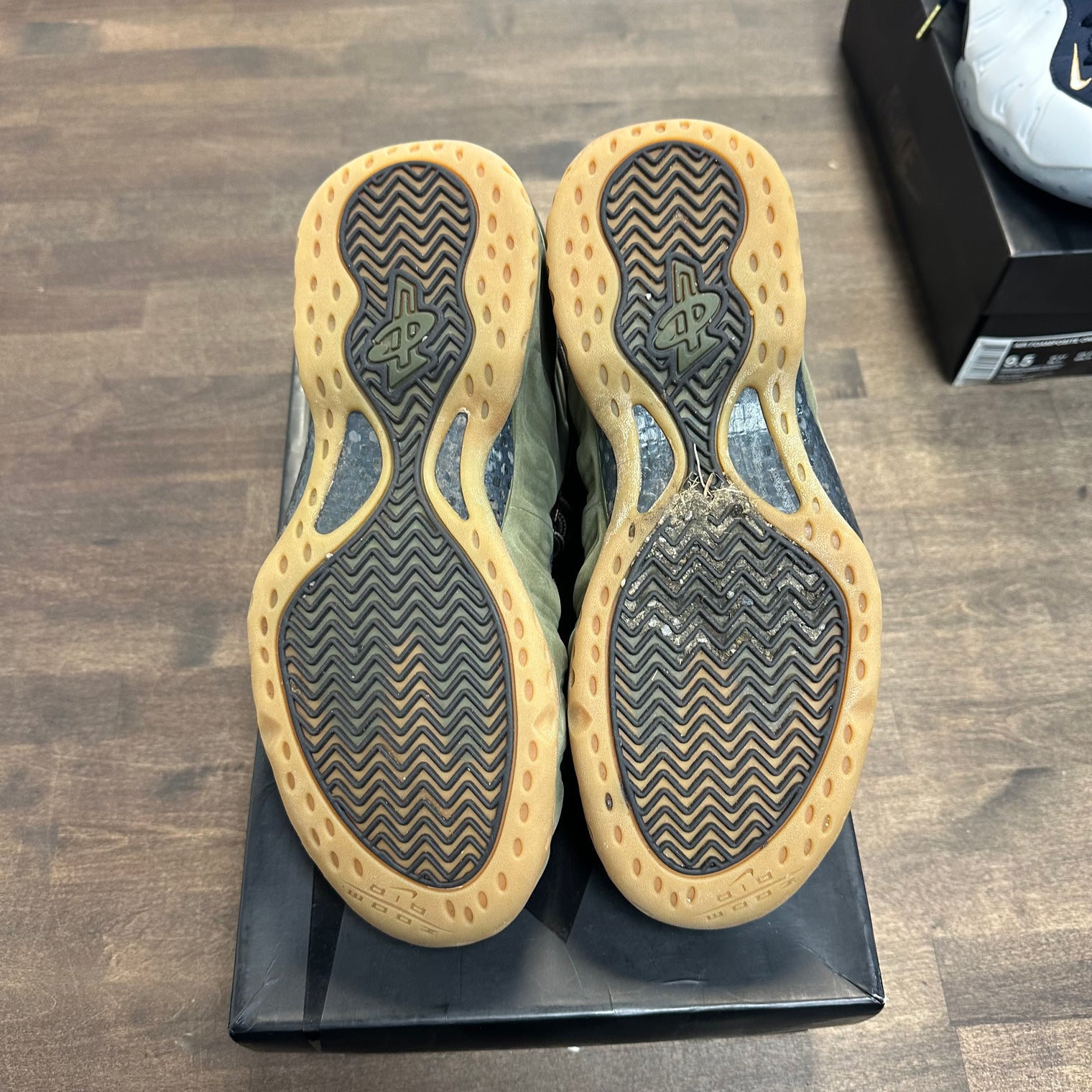 Olive Air Foamposite One (USED)
