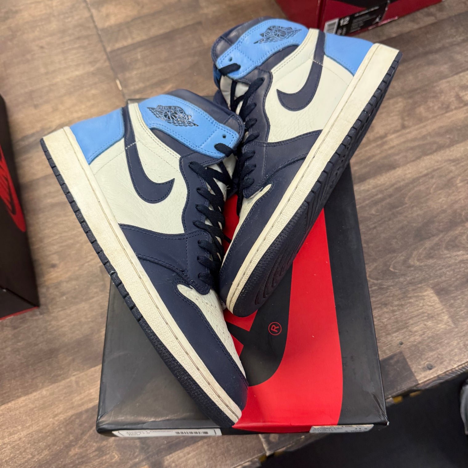Obsidian Jordan 1 High (USED)