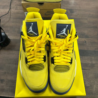 Lightning Jordan 4 Retro (2021) (Lightly Worn)