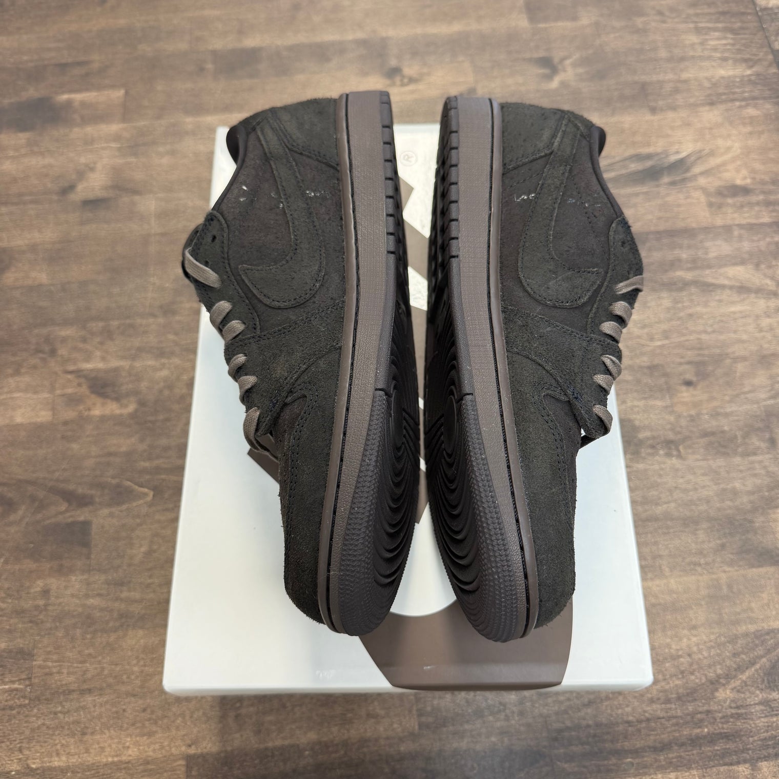 Travis Scott Velvet Brown Jordan 1 Low OG SP (USED)