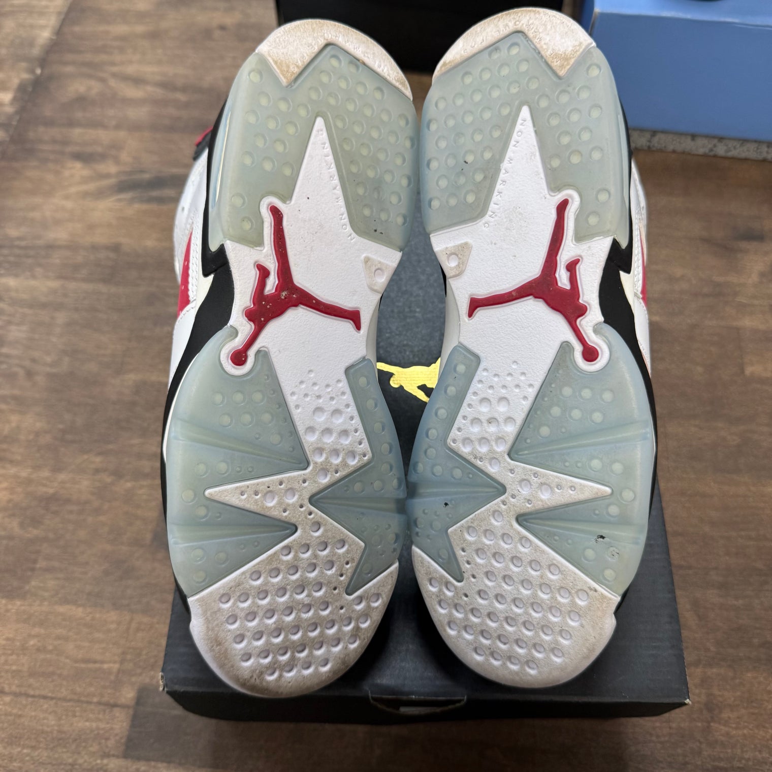 Carmine Jordan 6 Retro (GS) (USED)