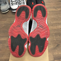 Bred Jordan 11 (2019) (USED,No Box)