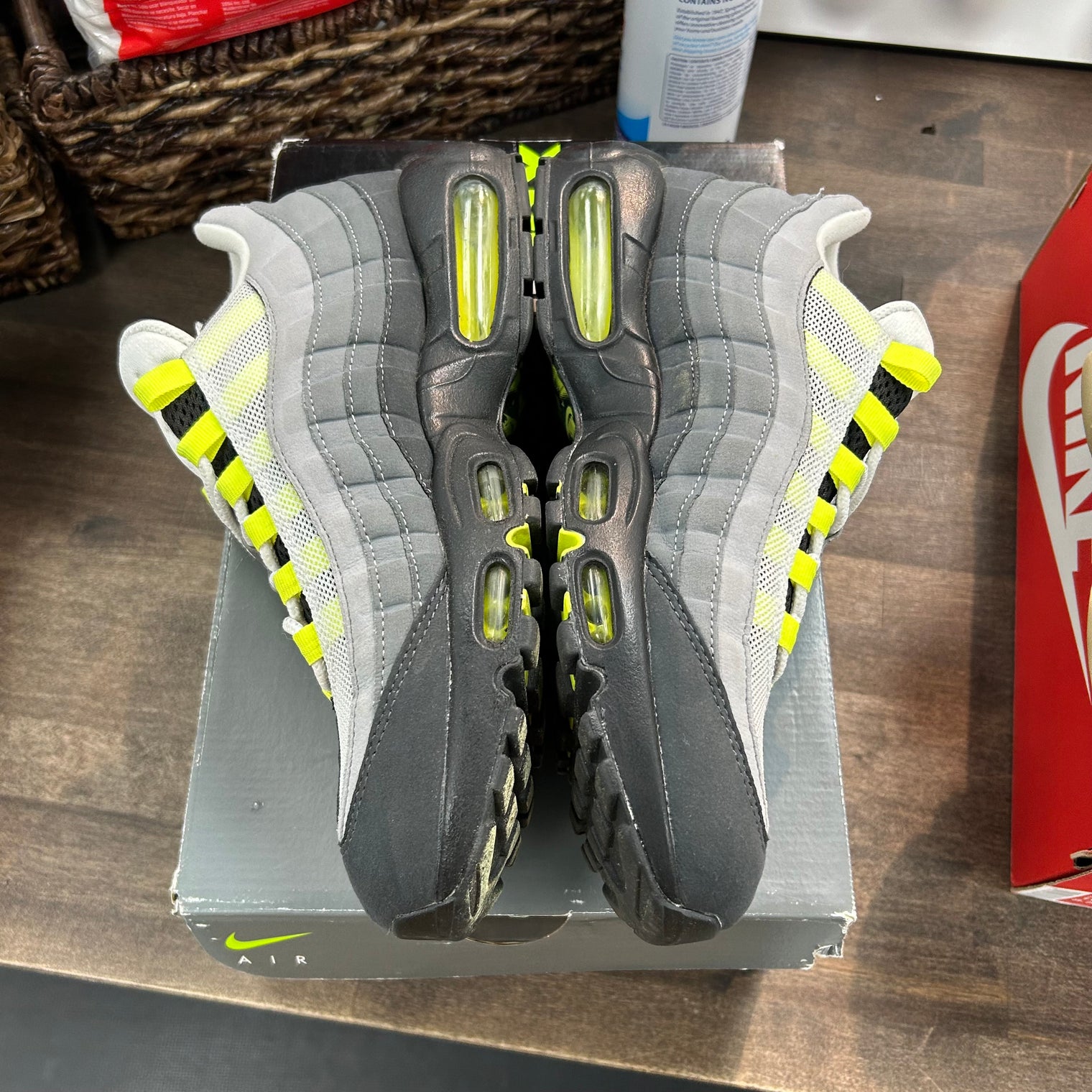 Neon 95 OG Air Max 95 (2020) (USED)