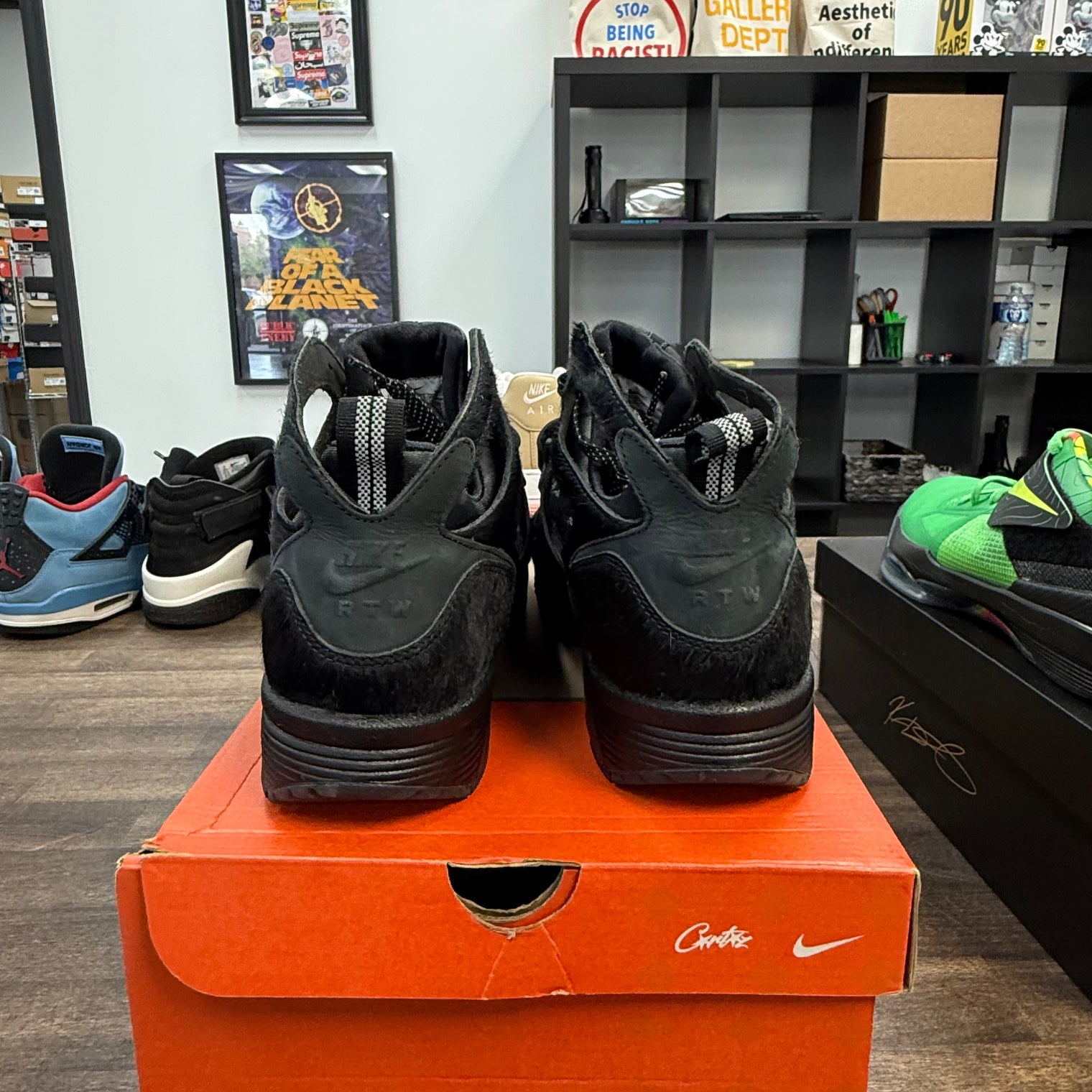 Cortiez Black Air Trainer Hurrache (USED)