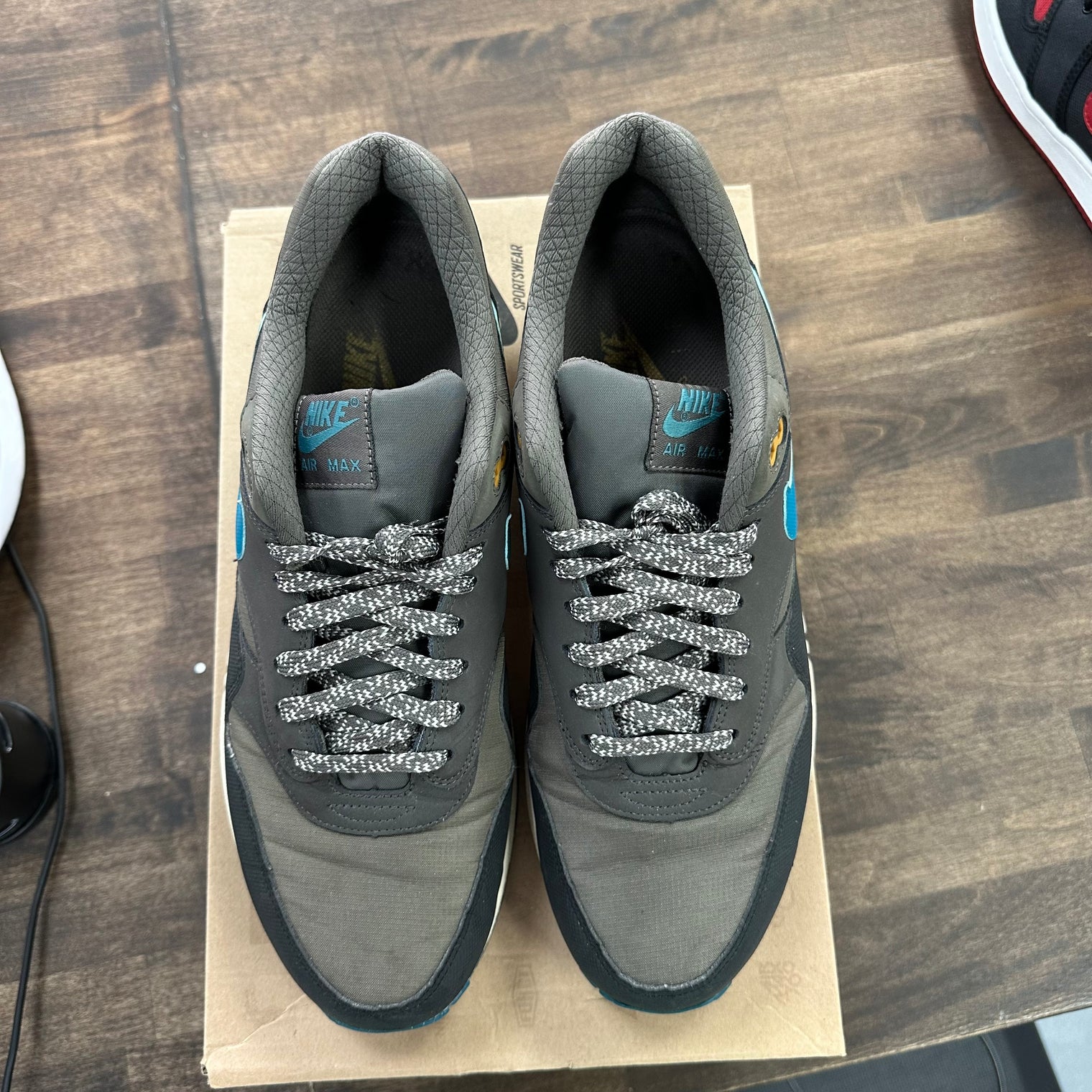 Essentials Smoke Teal Nike Air Max 1 (2013) (USED, Replacement Box)