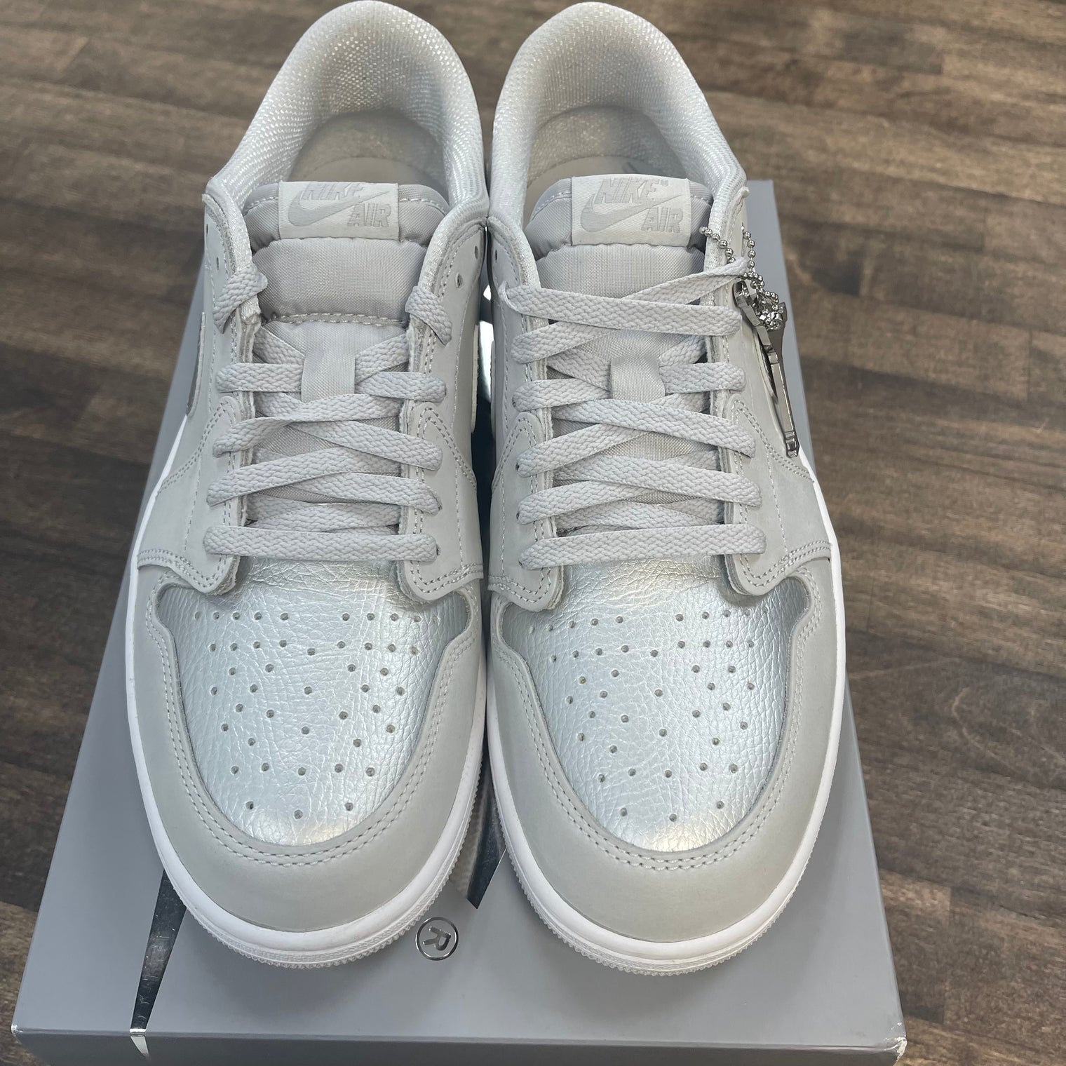 Metallic Silver Jordan 1 Low OG (USED)