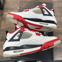 Fire Red Jordan 4 (USED)