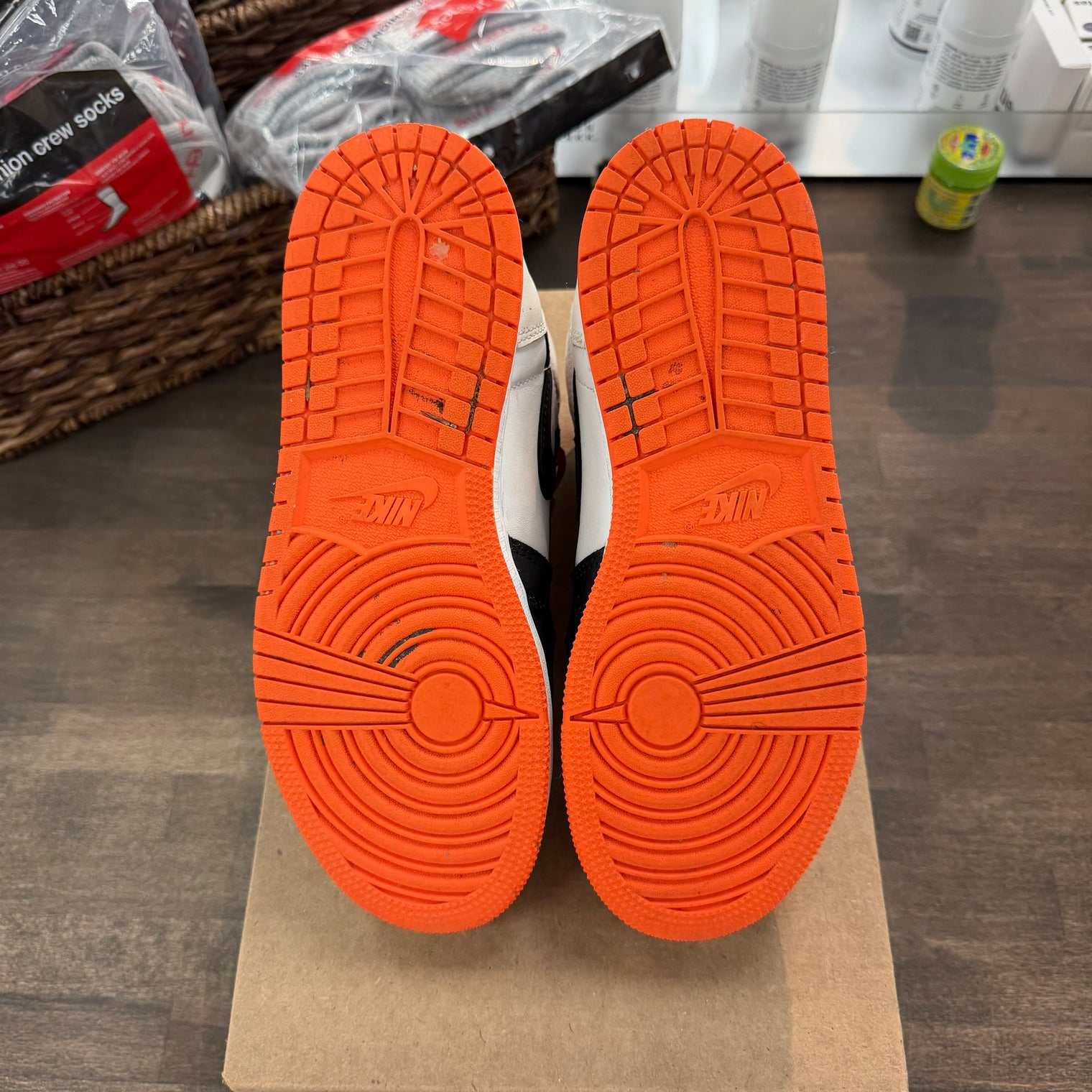 Electro Orange Jordan 1 High (GS) (USED, No Box)