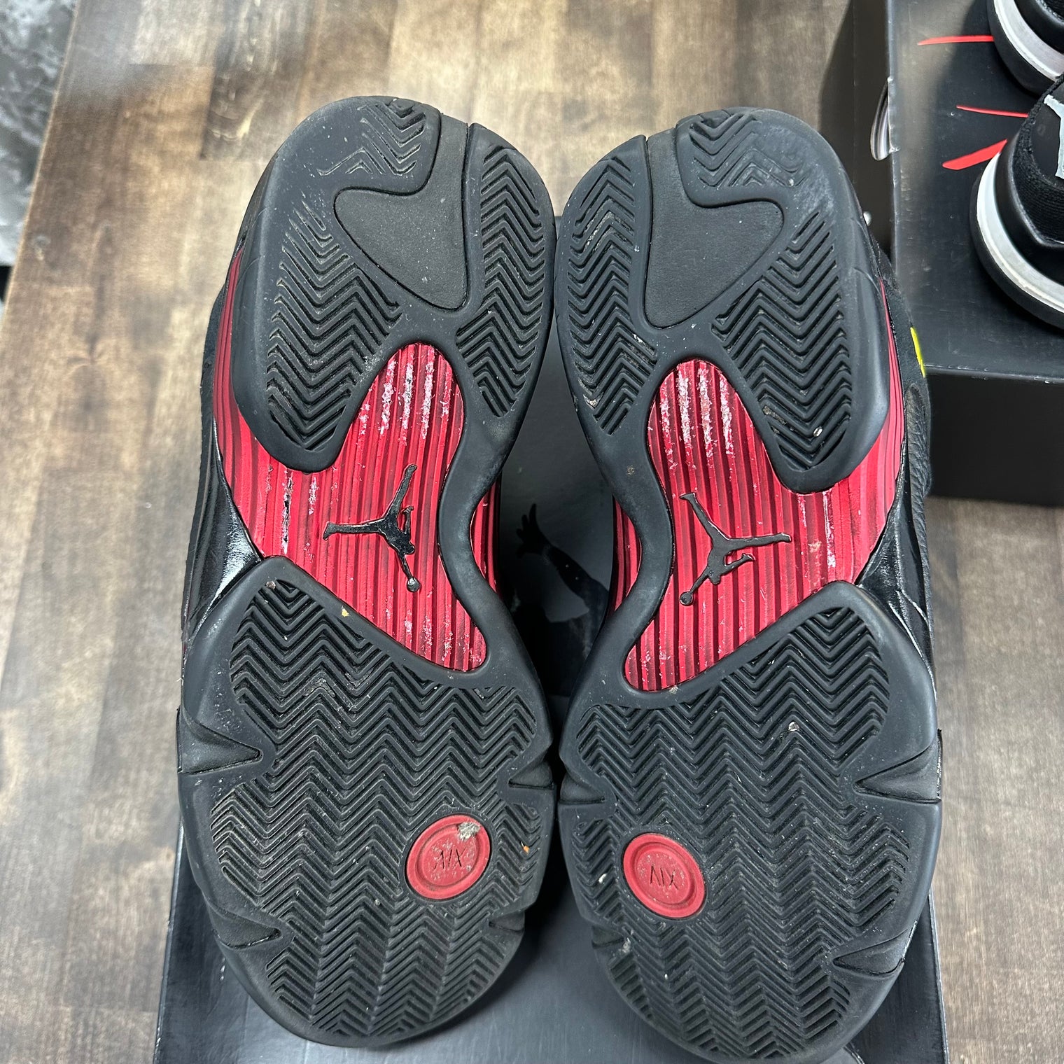 Last Shot Jordan 14 Retro (Used, Replacement Box)