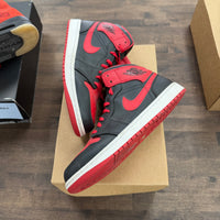 Alternate Bred Jordan 1 Mid (2022) (USED, No Box)