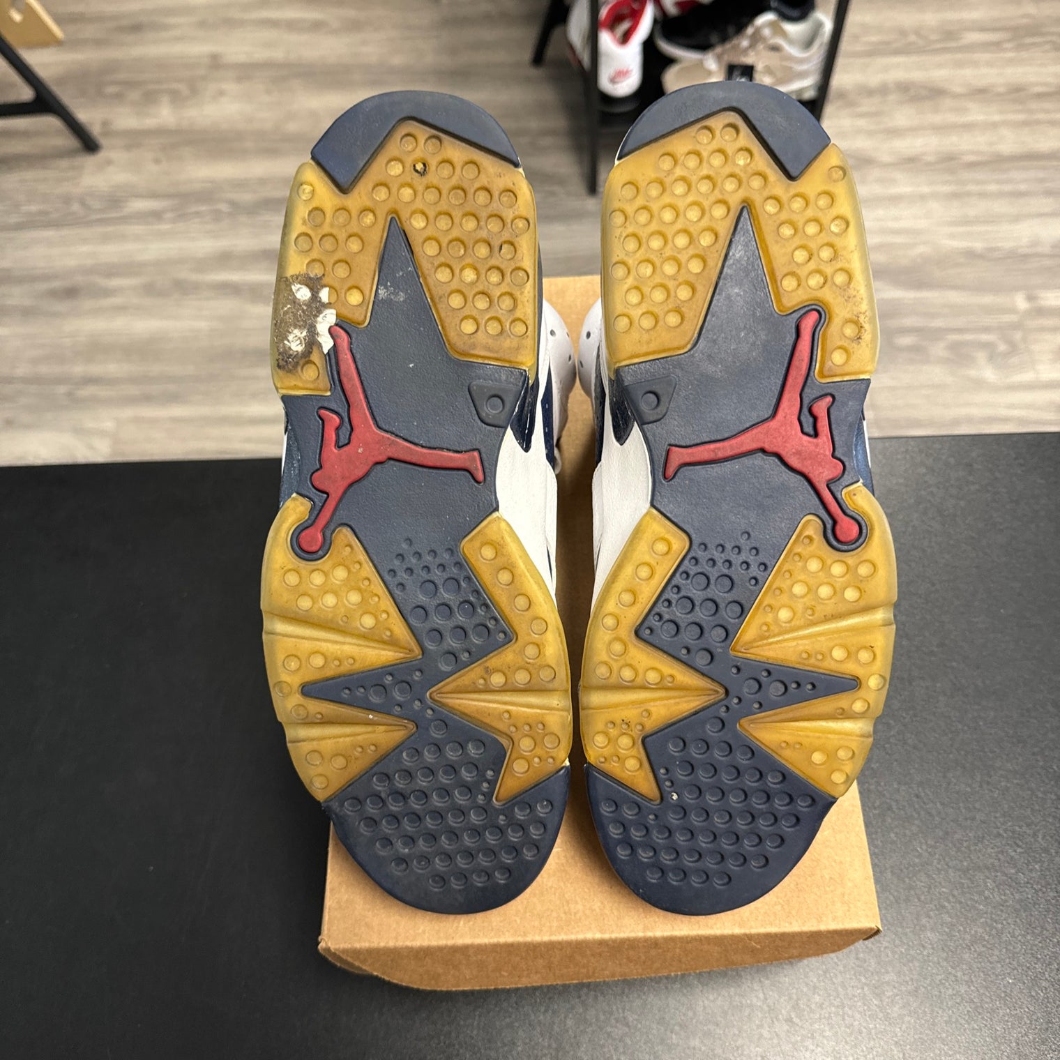 Olympic Jordan 6 (USED, No Box)