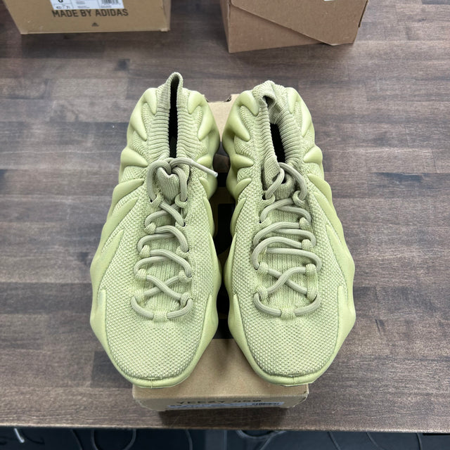 Resin adidas Yeezy 450 (USED)
