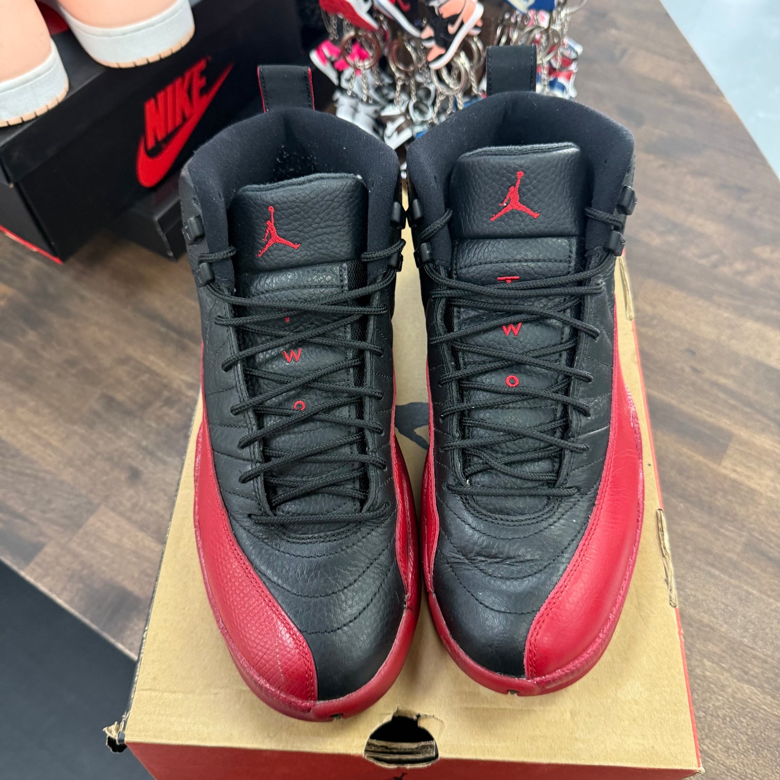 Flu Game Jordan 12 (2016) (USED, No Insoles)