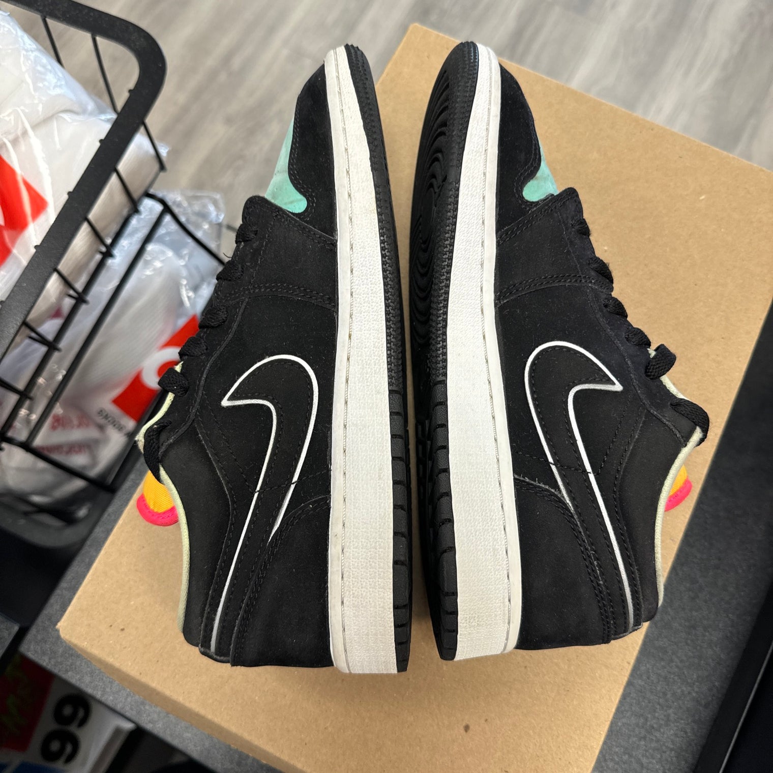 Aurora Green Jordan 1 Low (GS) (USED;NO BOX)