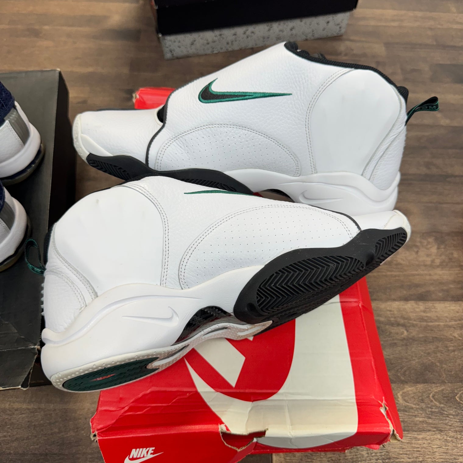 White Black Nike Zoom GP (USED)