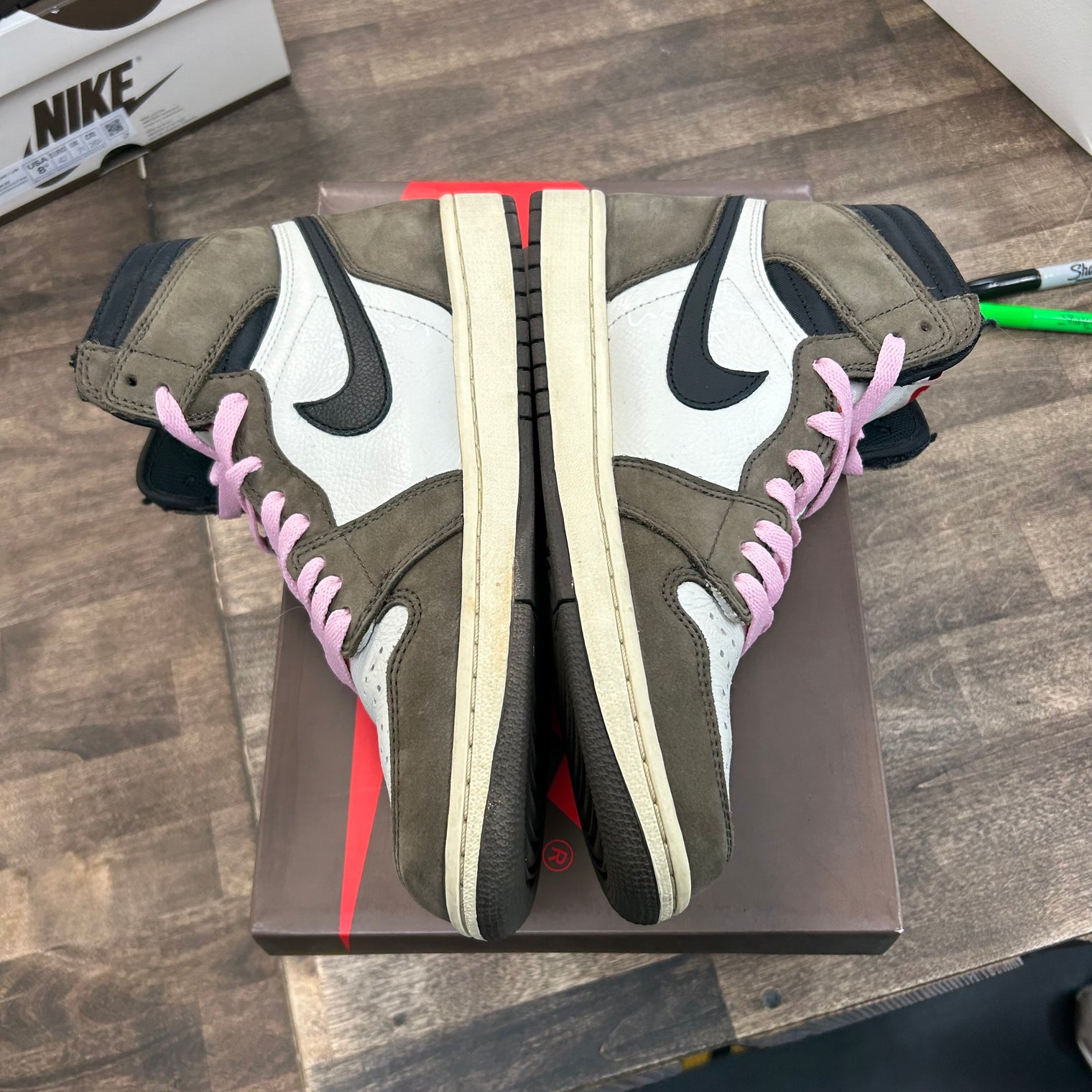 Travis Scott Mocha Jordan 1 High OG SP (USED)