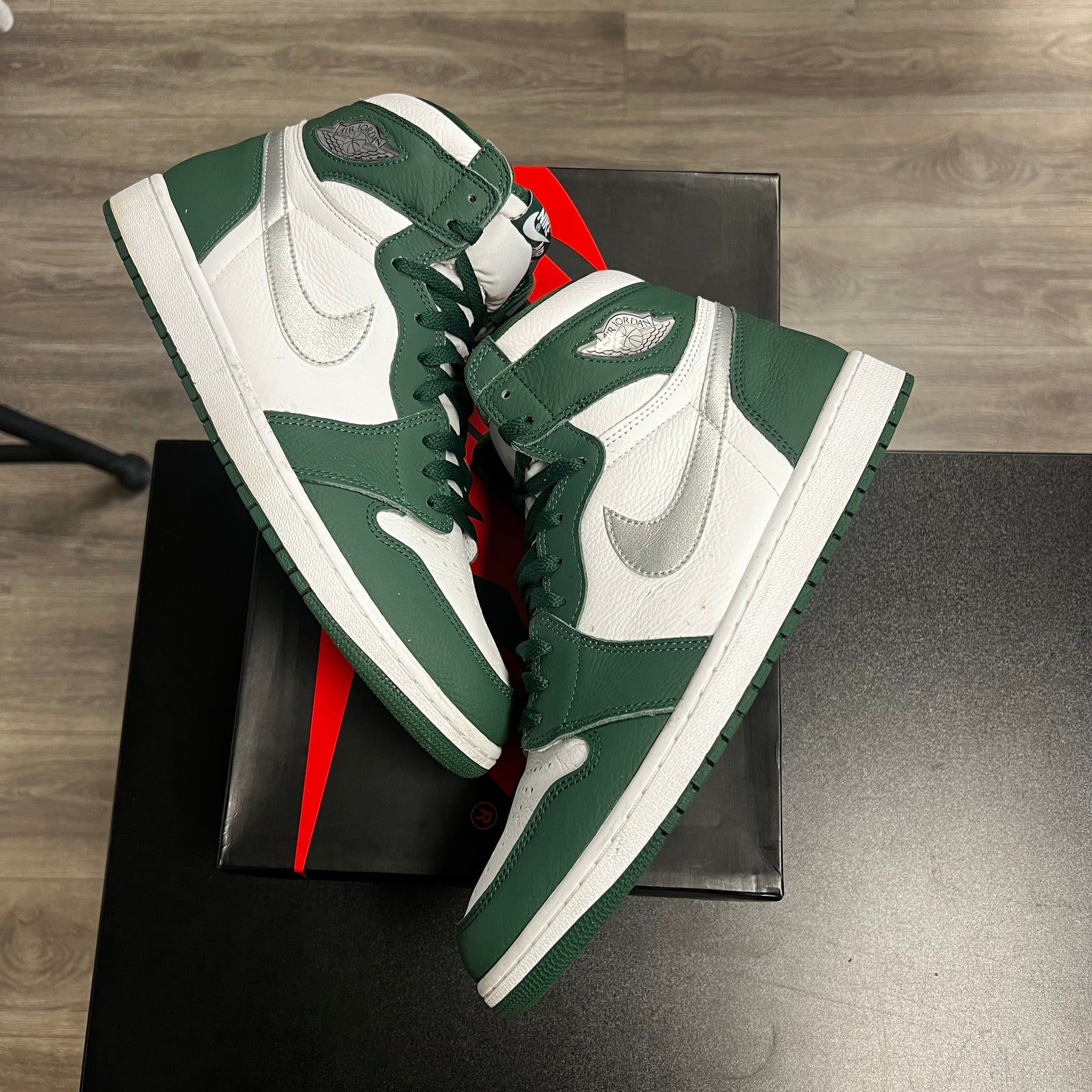 Gorge Green Jordan 1 High (USED)