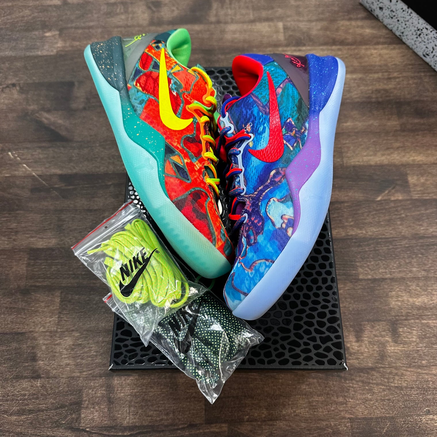 What The Kobe 8 (Lightly Worn)