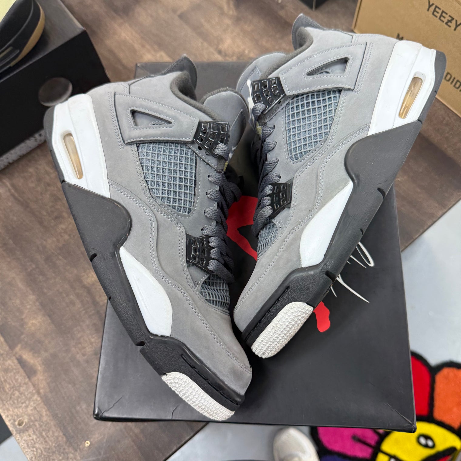 Cool Grey Jordan 4 Retro (USED)