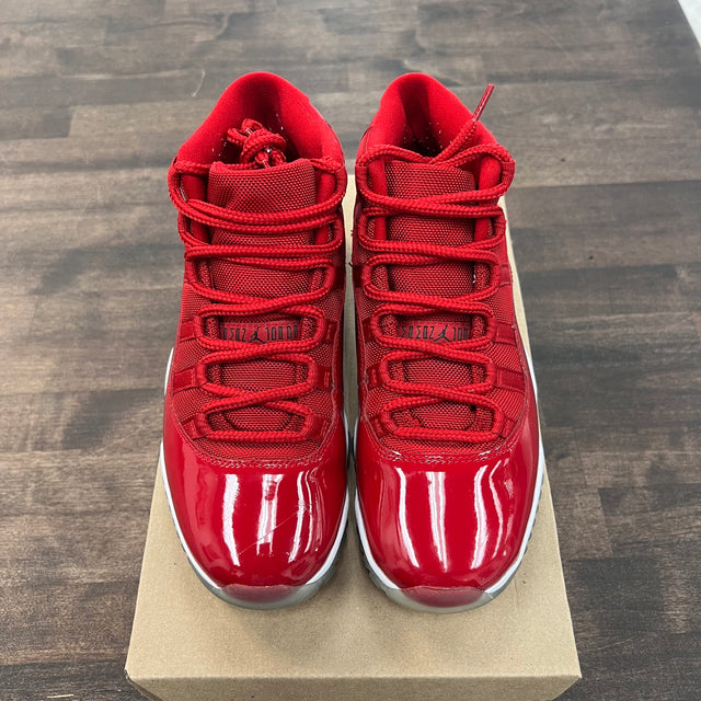 Win like 96 Jordan 11 (USED, No Box)