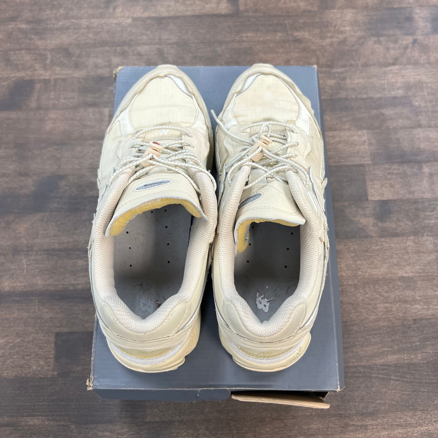 New Balance 2002R Sandstone (USED)