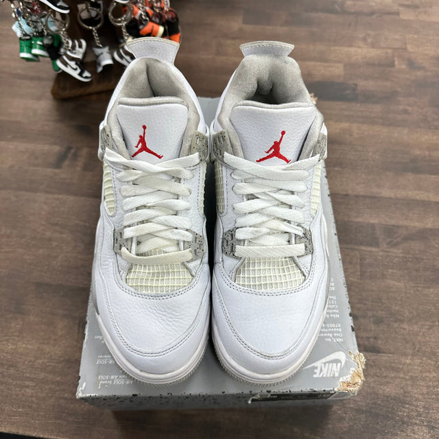 White Oreo Jordan 4 Retro (GS) (USED, No Lid)