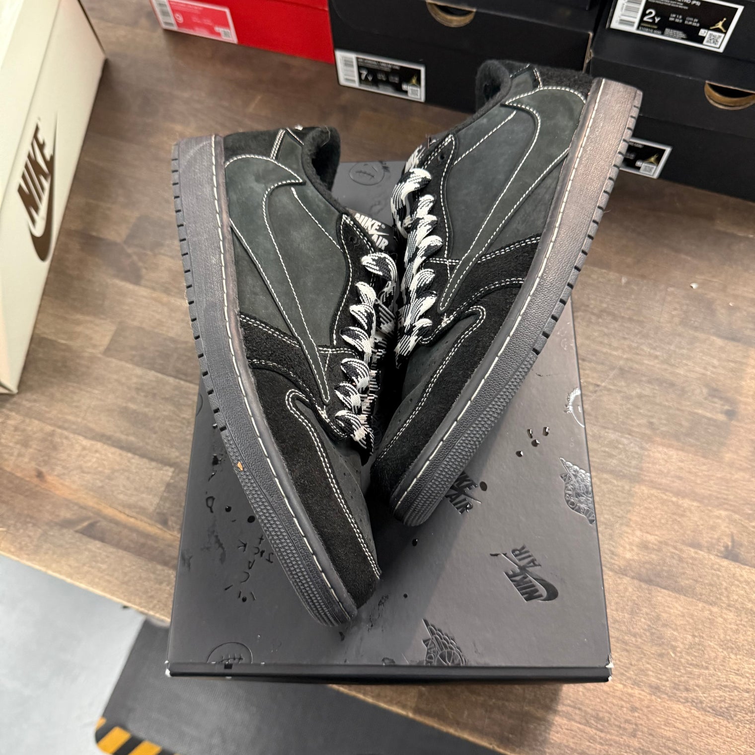 Phantom Travis Scott Jordan 1 Low OG SP (Used)