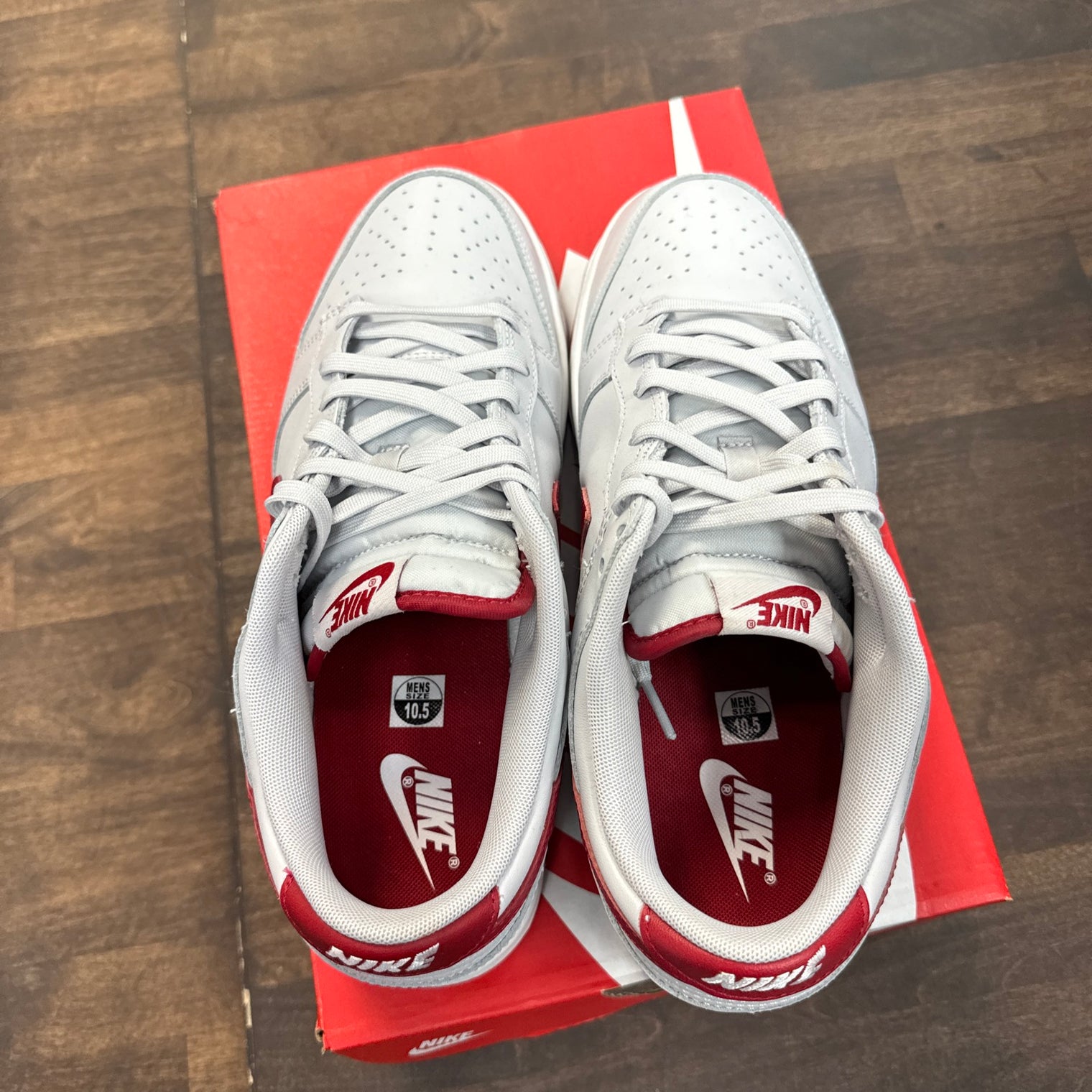 Vast Grey Varsity Red Dunk Low (USED)